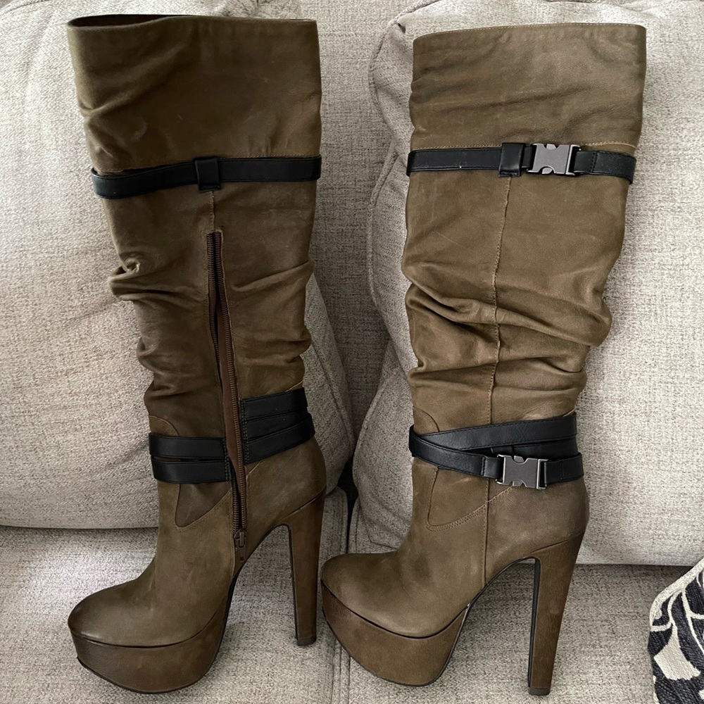 Jessica Simpson Alster platform boots